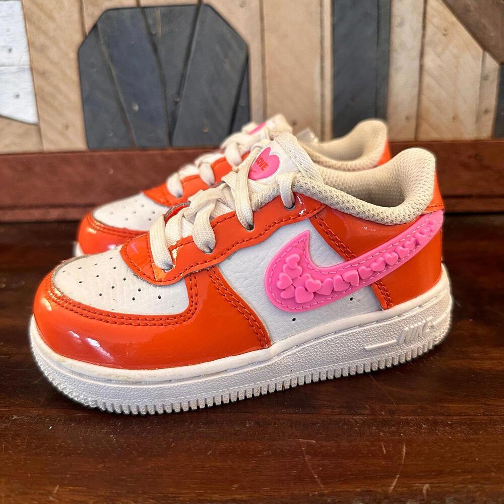 Nike Kids Air Force 1 Low Valentine's Day Sneakers 7C